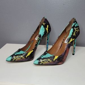 Snakeskin MultiColor Steve Madden Heels